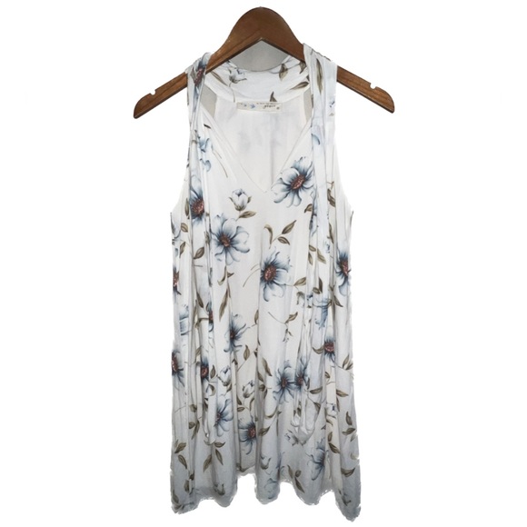 🪻BOUTIQUE LABEL🪻| Summer floral swing dress | Tie Neck | EUC! | S - Picture 3 of 7